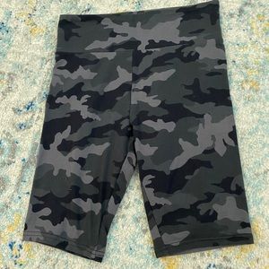 Black camo biker shorts